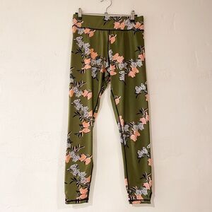 Minkpink Move Floral Crop Leggings in Green Medium